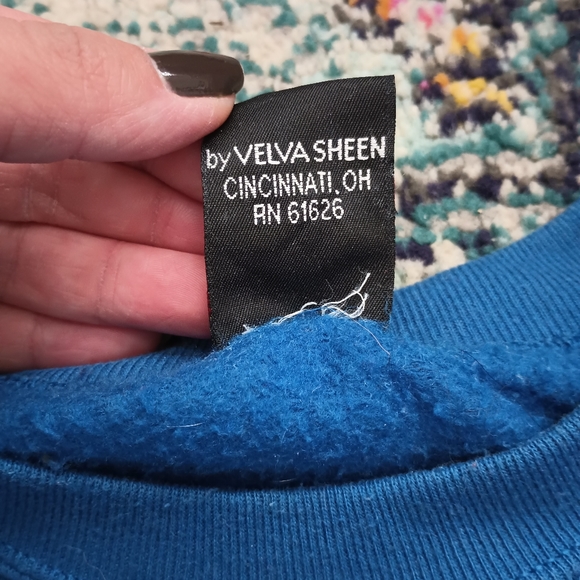 Vintage Disney Mickey mouse sweatshirt - Picture 2 of 3